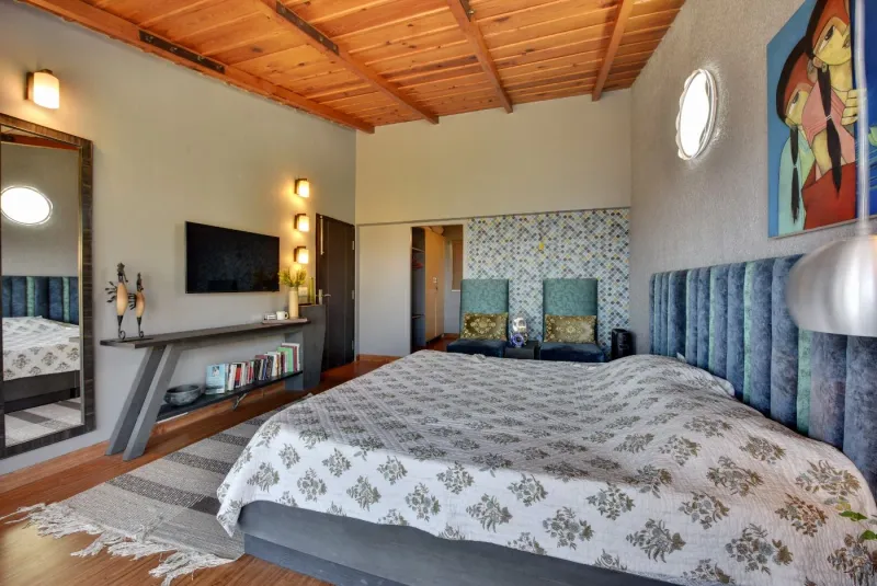 Luxe 4BHK Himalayan Range View - Madalsa Home